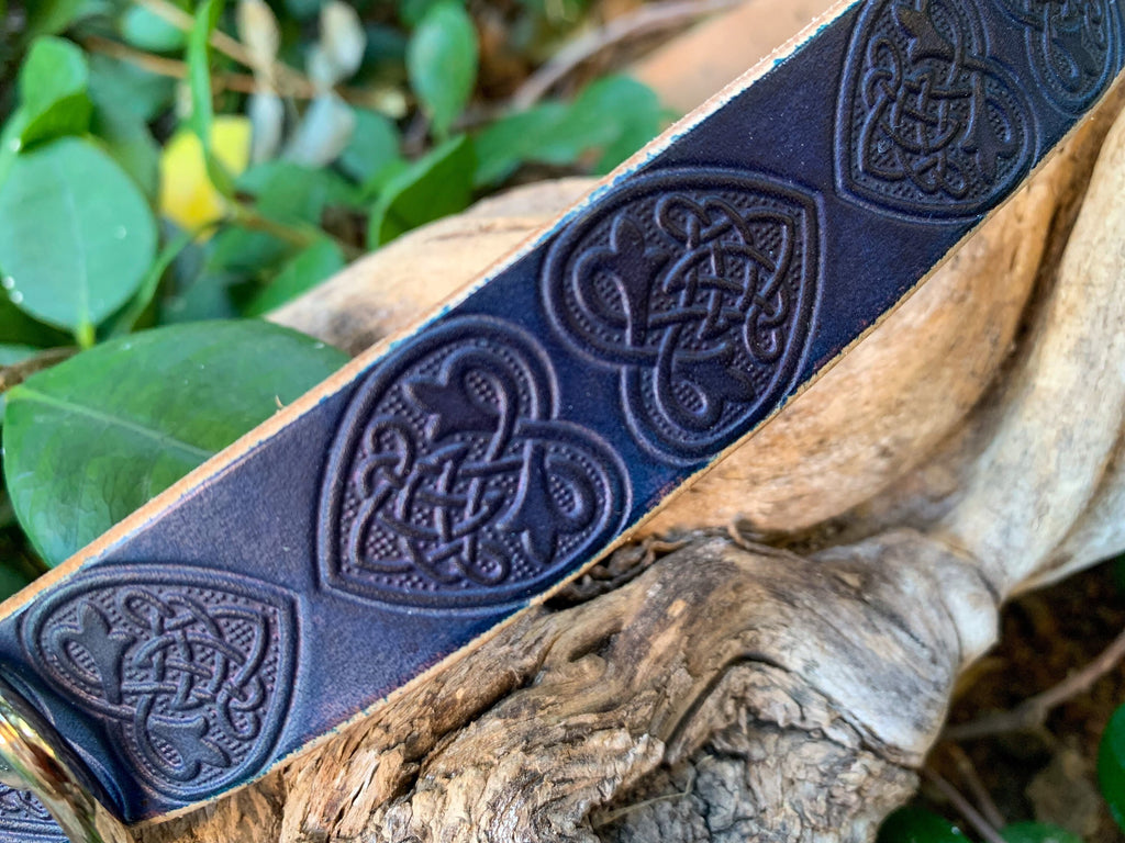 Teal Leather Dog Collar Embossed With Celtic Hearts