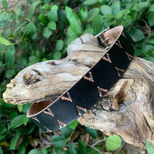 Black Leather Dog Collar: Embossed Leather Collar